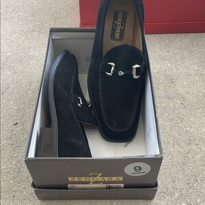 NWOT - Zengara Men's Black Loafers